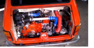 Paklausykite kaip dirba lenkiškas Fiat 126p su turbokompresoriumi