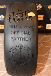 „Continental“ tapo oficialiu „Tour de France“ lenktynių partneriu