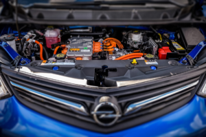 Opel Ampera – išsikrovusi 12 V baterija – priežastis