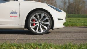 „Brembo” ir „Michelin” jungia jėgas, kad padidintų saugumą kelyje
