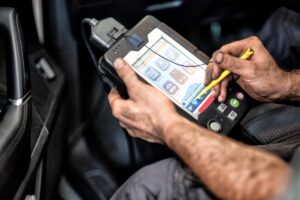 OBD I, OBD II ir… OBD III? Transporto priemonių elektroninės diagnostikos sistemos evoliucija