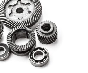 Montavimo klaidos keičiant guolius – kaip nesugadinti naujos dalies?